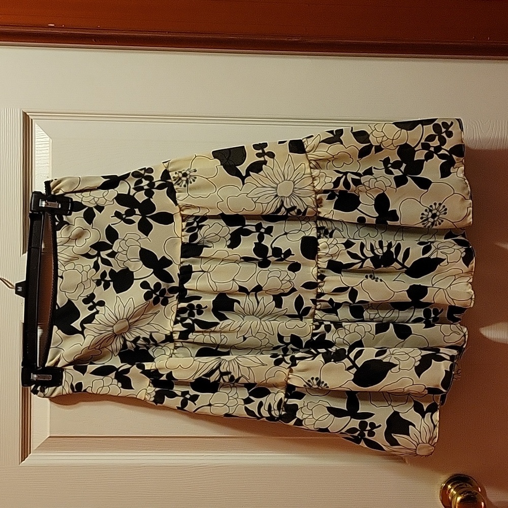 Jonathan Martin Studio Women's Floral Lined Flare Skirt Size Medium